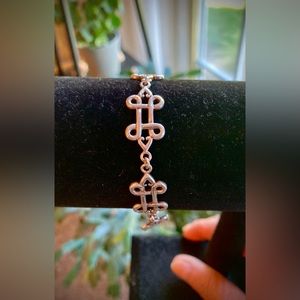 🍀Silver Celtic bracelet. 7”Dublin PSCL.